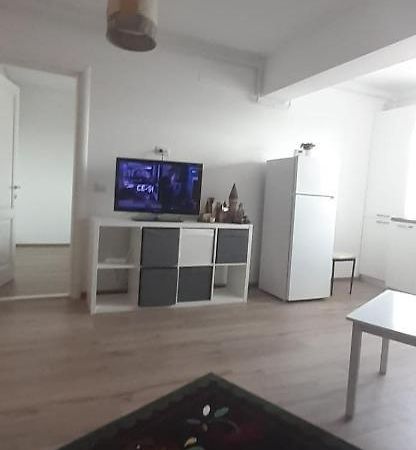 Apartament Central. Bloc Nou. Apartment Bacau Exterior photo